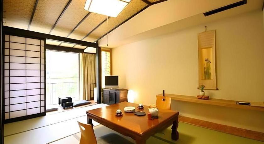 Hotel Myoken Tanaka Kaikan Kirishima Εξωτερικό φωτογραφία
